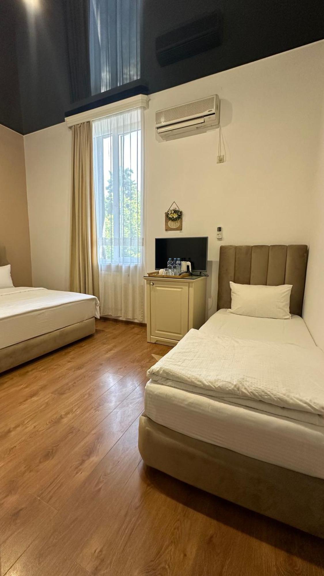 Wald Hotel Лаґодехі Екстер'єр фото