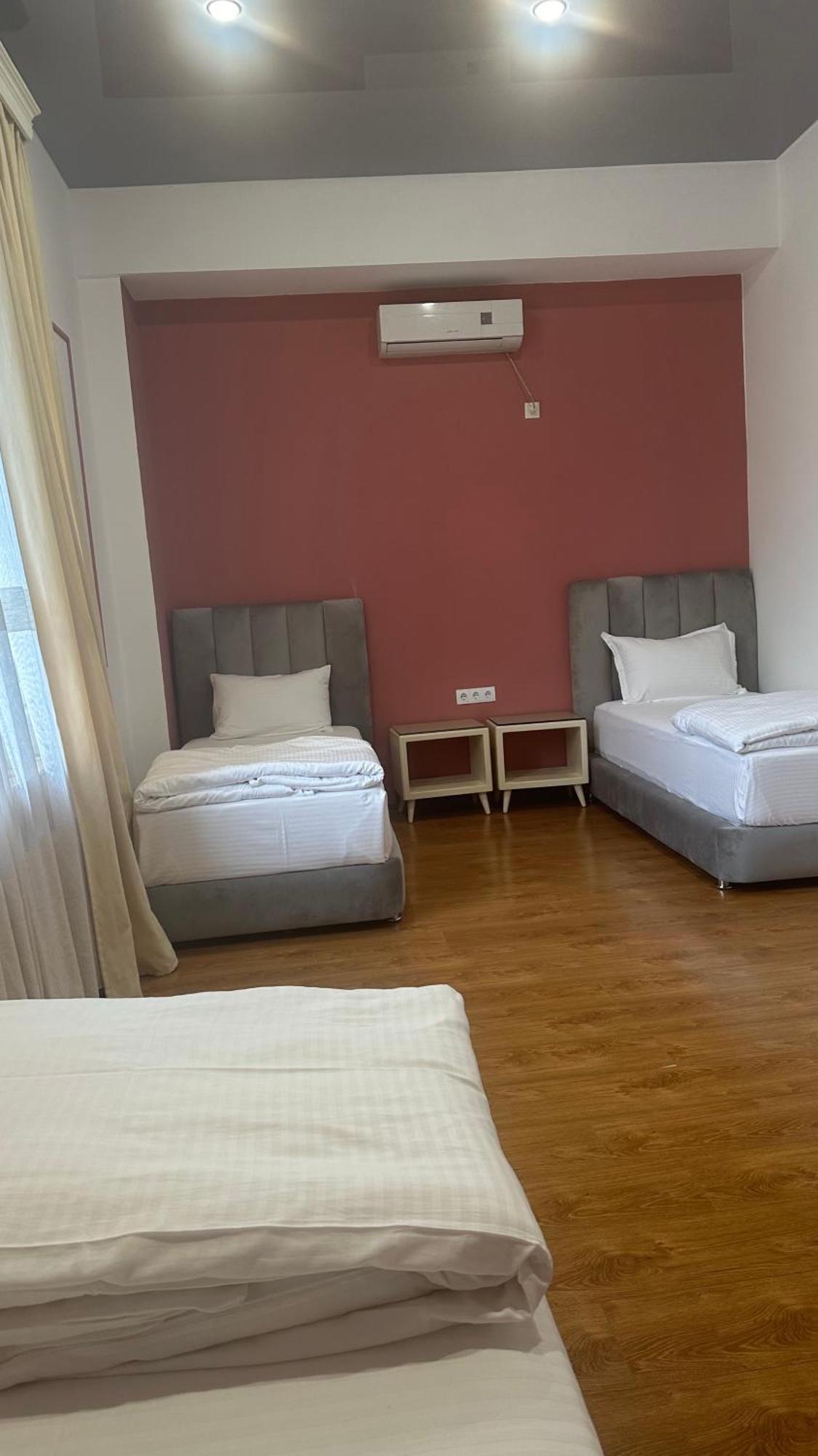 Wald Hotel Лаґодехі Екстер'єр фото
